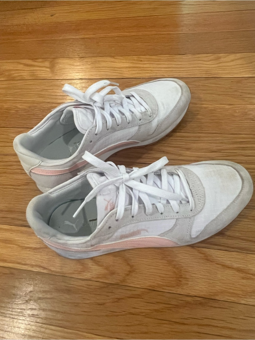 Puma Women's White and Light Pink Low-Top Sneakers